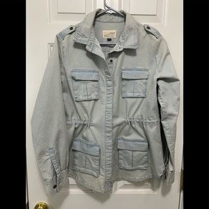 SALE: Universal Thread striped light wash style jean jacket-shirt-shacket-SM